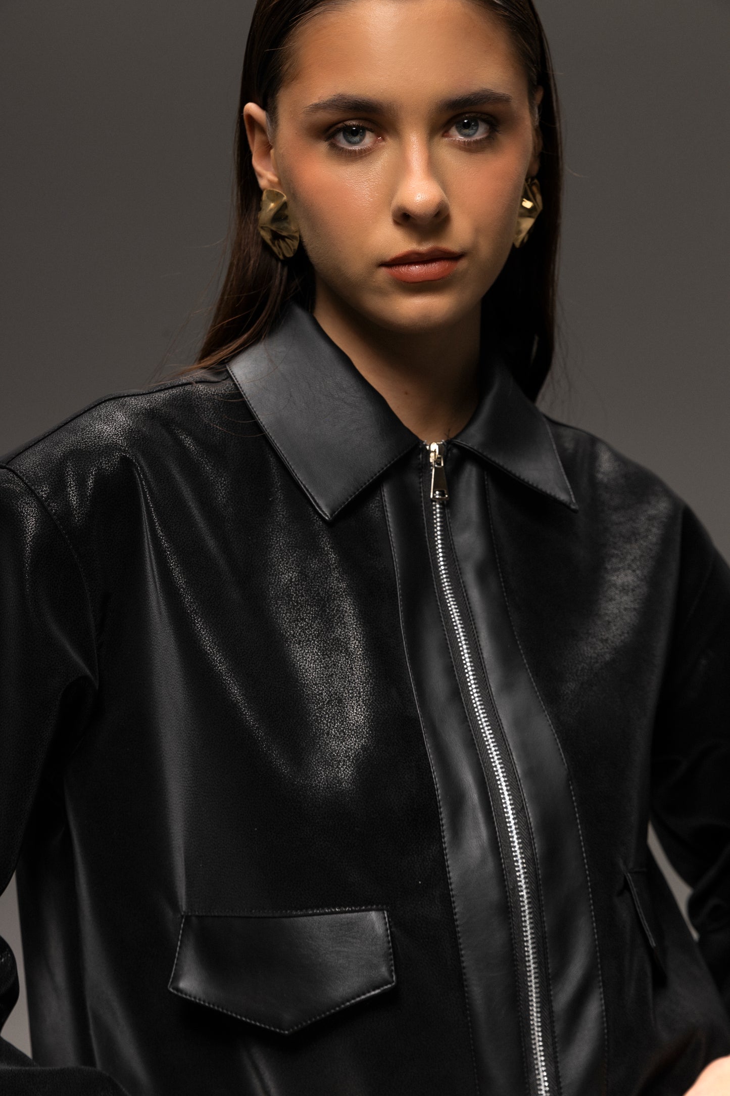 Arish Leather Jacket Athletic Mid-Weight Short Jacket Black