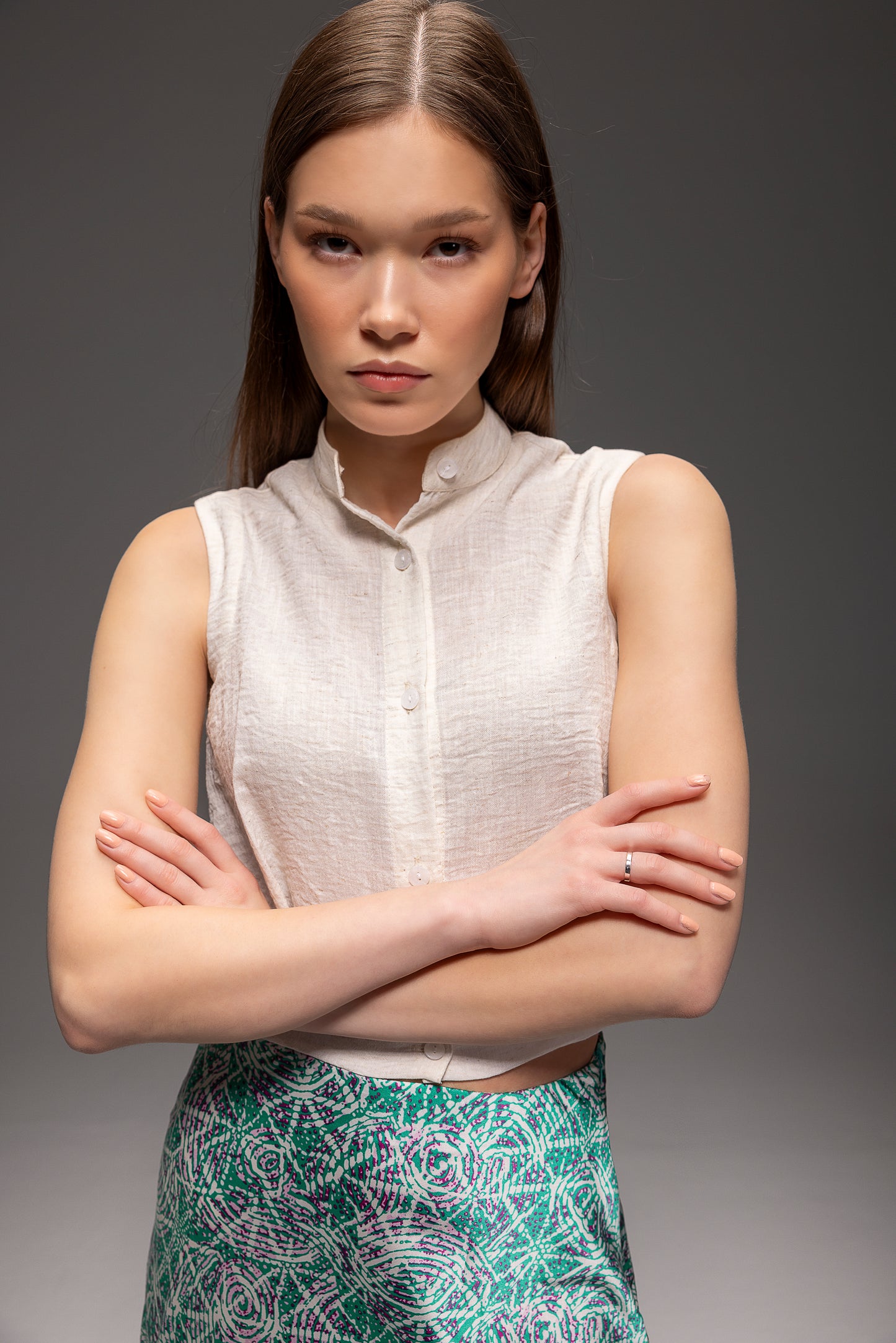 Pinnacle Garments Aswan Linen Sleeveless White Top