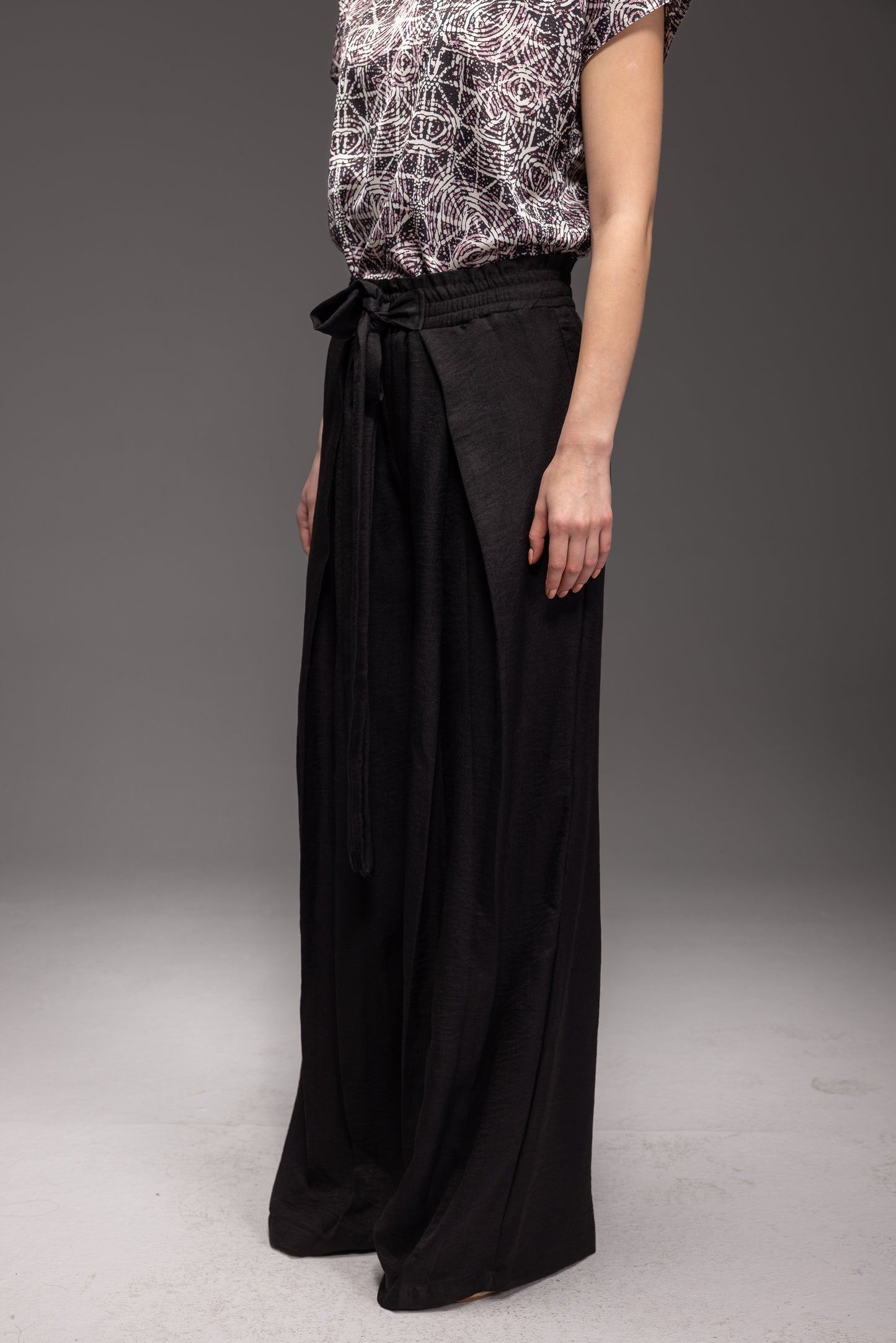 Zildjan Wide Leg Linen Pants โ French Linen Belted Trousers with Elastic Waist