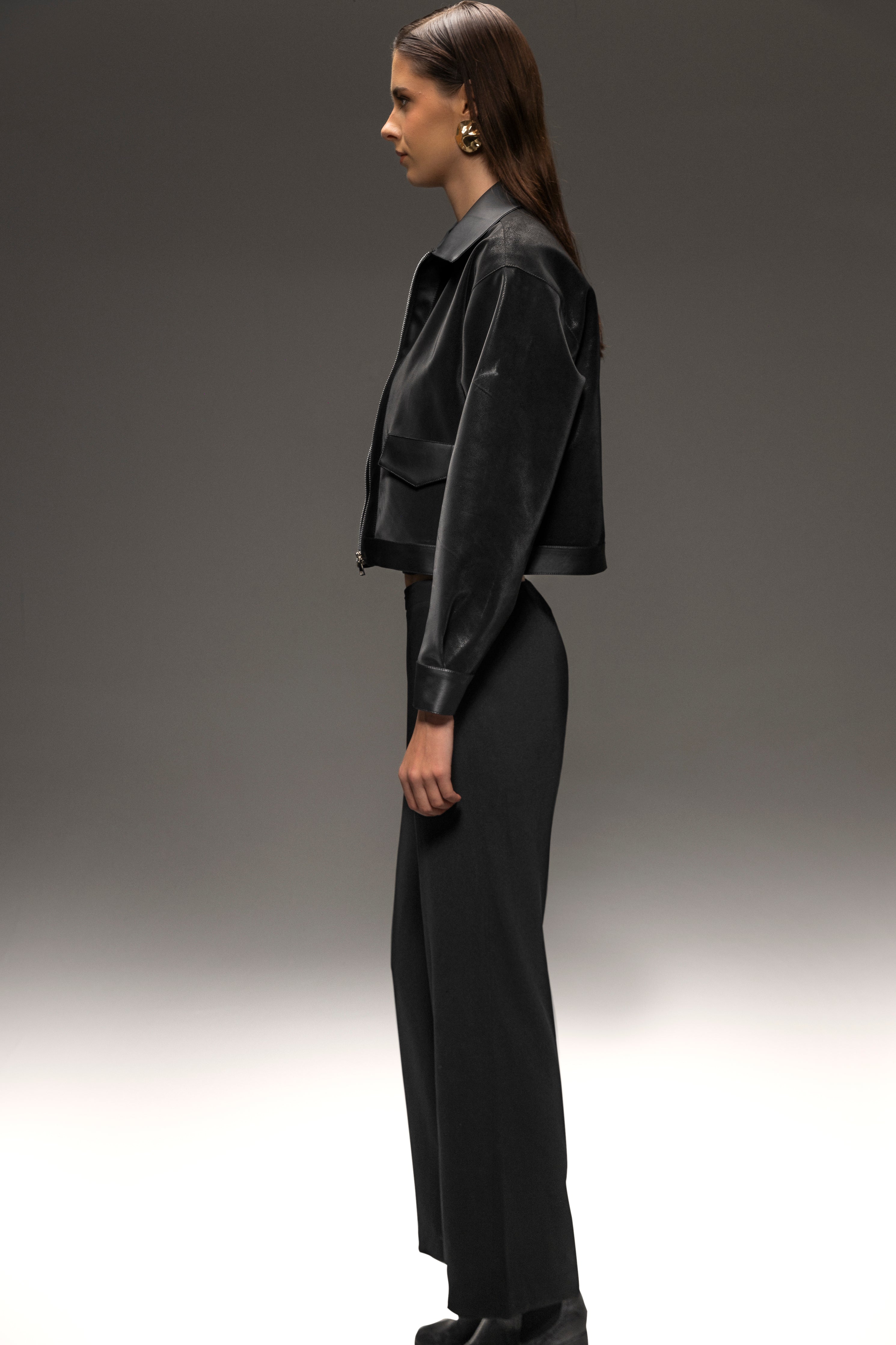 Arish Leather Jacket Athletic Mid-Weight Short Jacket  Black